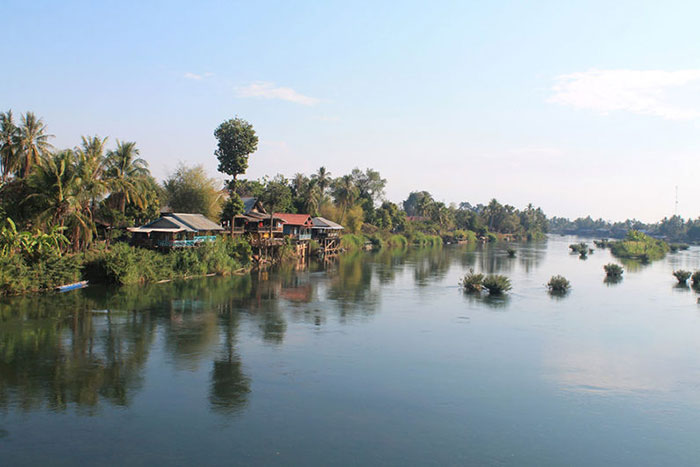 travel to Laos, visit Laos, Mekong River, Plain of Jars, Boloven Plateau, Luang Prabang, Champassak, Vang Vieng